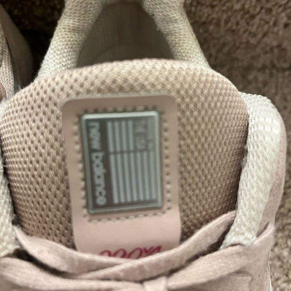 New Balance Men’s 990v4 Light Pink!! - Picture 7 of 9